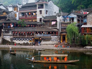 湖南張家界旅游要多少錢跟團(tuán)_湖南張家界八月份旅游_湖南張家界半自由行