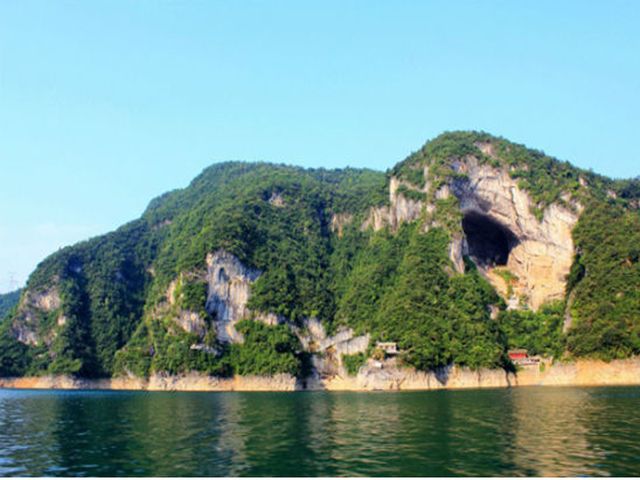  宜昌-清江画廊-三峡大坝3日游>提供宜昌当地接送服务