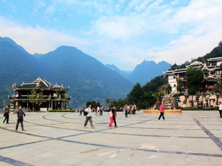 湖北三峽旅行團(tuán)自由行_10月湖北三峽旅游_去湖北三峽報(bào)團(tuán)多少錢(qián)