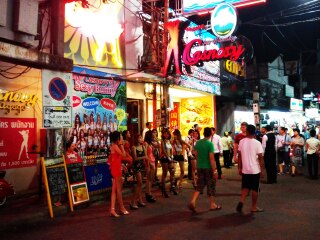  曼谷-芭提雅-沙美岛6日游>贵阳直飞,人妖秀,升级一晚国际五星酒店,含