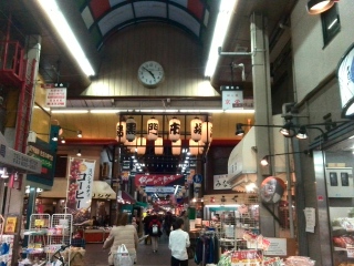 玩转日本大阪黑门市场,全是中国字,天价海鲜