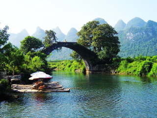 桂林陽朔游價(jià)格_桂林陽朔旅游價(jià)格多少跟團(tuán)_現(xiàn)在去桂林陽朔旅游多少錢