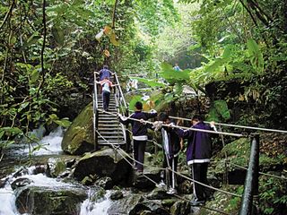  河源野趣沟漂流2天自驾游>宿雅园半岛酒店