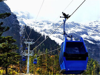 香格里拉自由行旅游团_香格里拉私人定制旅游_香格里拉包团游