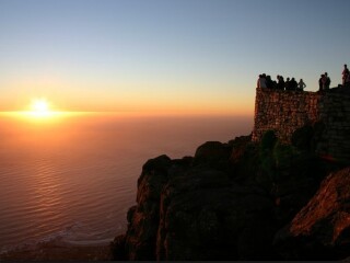 南非4飞5晚8日游 深圳进香港出