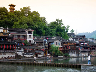 湖南張家界旅游要多少錢跟團(tuán)_湖南張家界八月份旅游_湖南張家界半自由行
