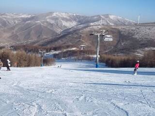  大兴雪都4小时滑雪自驾2日游>宿固安福朋酒店舒适客房