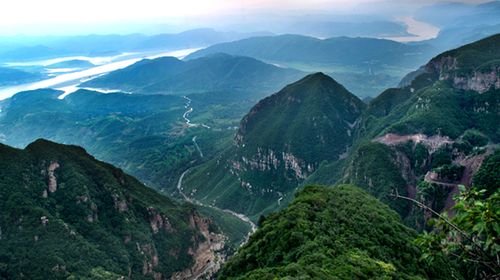  黛眉山1日游>云顶草原 黄河大观