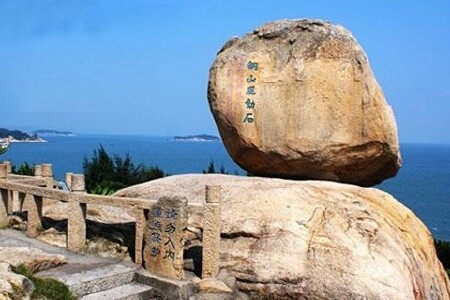 漳州东山风动石,东门屿自助2日游东山风动石被古代文人誉为