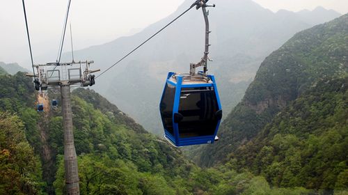  南川金佛山-金佛寺祈福-天星小镇-神龙峡2日游>含价值100元索道,电瓶