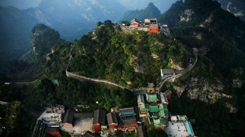 武当山金顶全貌