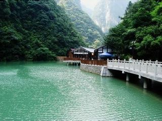  万盛-黑山谷原生态旅游区-南川神龙峡亲水2日游>畅游