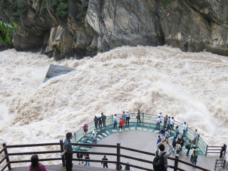 香格里拉跟团游价格_香格里拉跟团旅游观光_几月去香格里拉旅游便宜