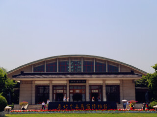 西安兵馬俑八月份旅游_西安兵馬俑旅游多少錢一個人_西安兵馬俑旅游需要多少錢