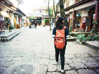 云南麗江旅游需要多少錢_深圳到云南麗江旅游報價_云南麗江旅游跟團多少錢