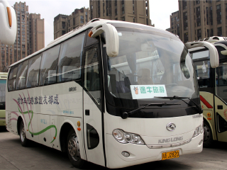 去四川九寨溝旅游_香港旅游團(tuán)四川九寨溝_2021去四川九寨溝跟團(tuán)多少錢