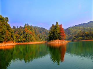 九华天池景区-冰河谷漂流自驾2日游>宿茶溪小镇度假村