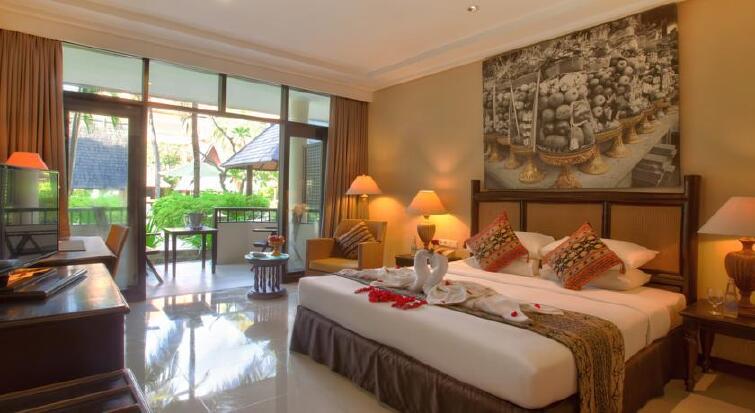 <巴厘岛5晚7日游>国际四星沙滩酒店，蓝点，南湾，脏鸭餐，联运_北京出发_途牛