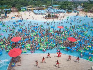  长隆水上乐园1日游>新增十大 42℃ 恒温水