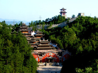 重慶自由游價格多少_去重慶靠譜的旅行團(tuán)_重慶游組團(tuán)