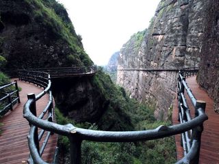 龙虎山高空栈道