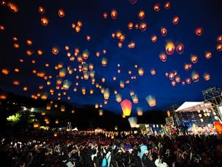  宁夏沙坡头-通湖草原-崆峒古镇大巴3日游>狼图腾-天灯祈愿腾格里