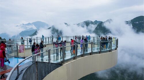 <武隆仙女山-天生三桥-云阳龙缸-玻璃廊桥双