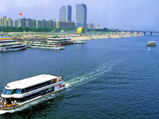  首尔双飞4晚5日游>汉江游船,美笑裴裨将传,国航往返