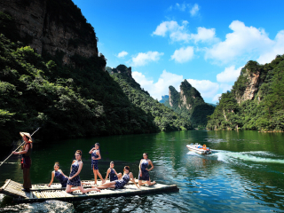 旅游團(tuán)張家界_10月1日張家界旅游報(bào)價(jià)_去張家界旅游多少錢