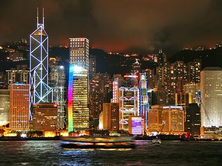  香港半日游>船上自助晚餐,观赏新年烟花汇演(当地游)