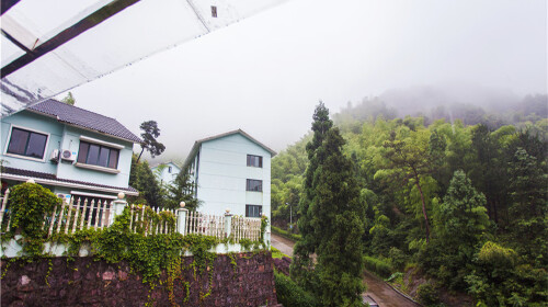 四明山森林公园-云河漂流自驾2日游>四明山702度假山庄