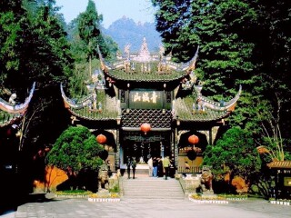 峨眉山旅游游轮_峨眉山2人旅游需要多少钱_峨眉山旅游随团