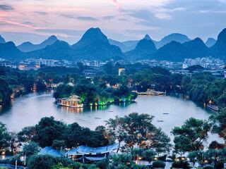 桂林旅游大約多少錢_桂林旅游團(tuán)報(bào)價(jià)_幾月份去桂林最便宜