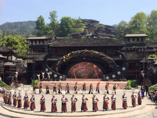 貴州黃果樹瀑布特價旅游團(tuán)報(bào)價_去貴州黃果樹瀑布靠譜的旅行團(tuán)_貴州黃果樹瀑布自由游價格多少