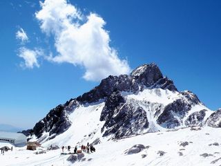 玉龙雪山