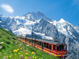欧洲十日游报价_十一欧洲游_到欧洲的旅行