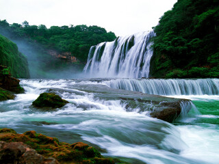 貴州黃果樹瀑布跟團還是自由行_貴州黃果樹瀑布旅游價格多少跟團_去貴州黃果樹瀑布靠譜的旅行團