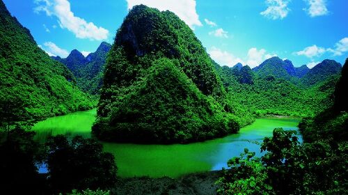 <南宁-德天-通灵-越南-北海双飞8日游