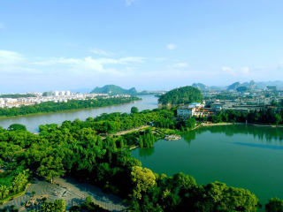 桂林旅游大約多少錢_桂林旅游團(tuán)報(bào)價(jià)_幾月份去桂林最便宜