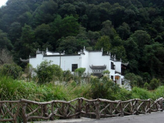  江西婺源-景德镇-三清山3日游>高铁往返