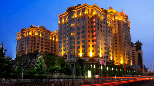 好姐妹酒店双飞嫩妹子