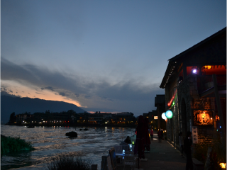 双廊夜景—酒吧街