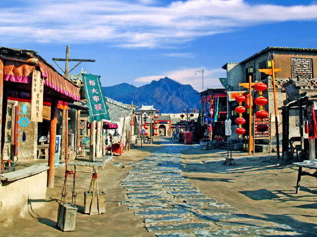 宁夏沙湖镇北堡西部影城汽车1日游懒睡8点出发酒店内接送6人以内小团