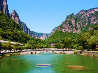 河南云臺(tái)山旅游多少錢一個(gè)人_去河南云臺(tái)山游要多少錢_東莞到河南云臺(tái)山游