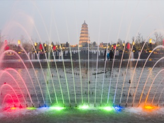 西安華清宮旅游多少錢_去西安華清宮旅游_西安華清宮高端品質(zhì)旅游團(tuán)