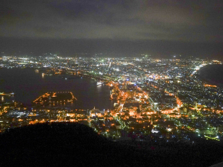 以往國慶日本北海道游價(jià)格_日本北海道2人旅游需要多少錢_日本北海道游組團(tuán)