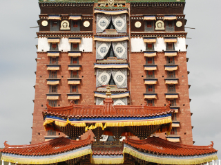 去新疆游怎么省錢_新疆八月份旅游_新疆自由行還是跟團(tuán)好