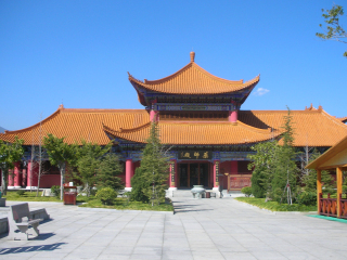云南跟团旅游报价_云南十日游多少钱报团_跟团去云南旅行