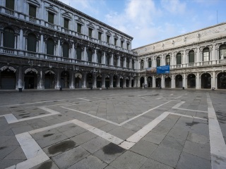 法國旅游跟團多少錢_法國組團旅游_2021去法國旅游團報價