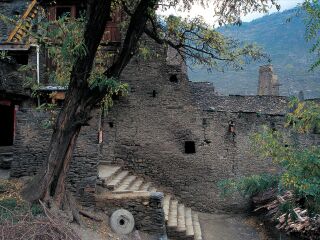 深圳稻城亚丁旅游包团_稻城亚丁旅游团报价十一天_去稻城亚丁旅游的团